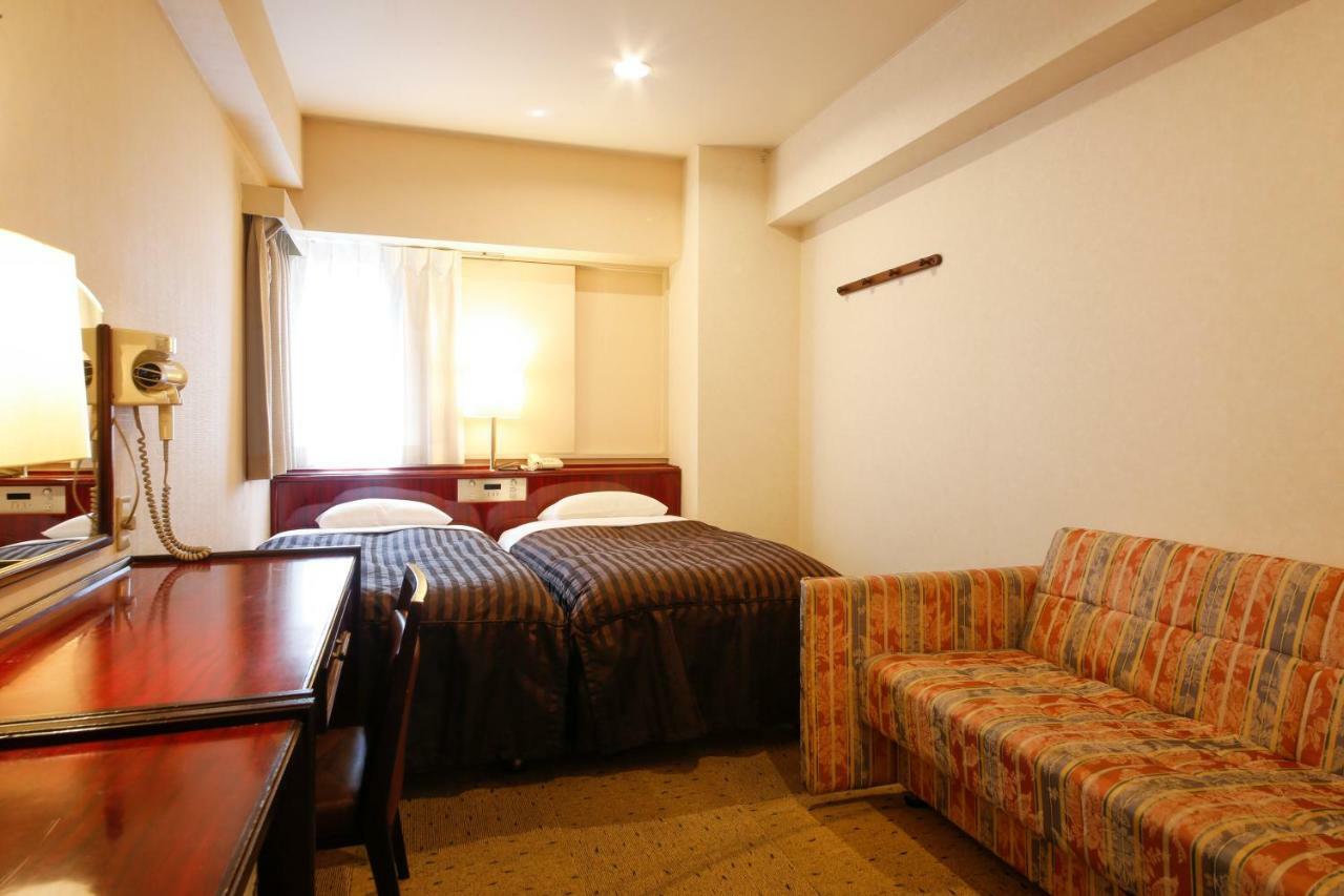 Hotel Sunlife Osaka Buitenkant foto